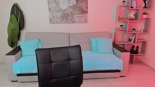 GabriellaMays online show from 19, 3, 2026