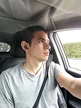 Snapshot of xXDavisXx chatting on 21, 10, 2025 xXDavisXx online show from 21, 10, 2025