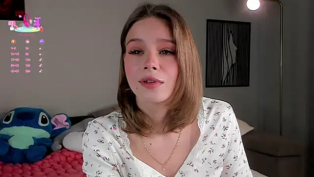 Snapshot of TaiteBayles chatting on 6, 10, 2025 TaiteBayles online show from 6, 10, 2025