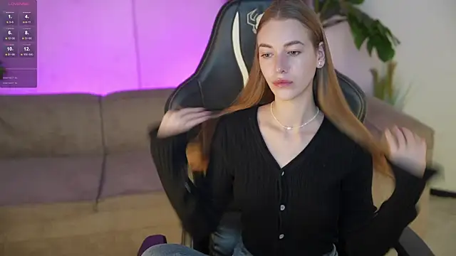 Layla Sweet  online show from 20, 10, 2025