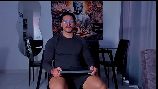 Snapshot of Valentino_Dosantos_ chatting on 4, 2, 2026 Valentino Dosantos online show from 4, 2, 2026