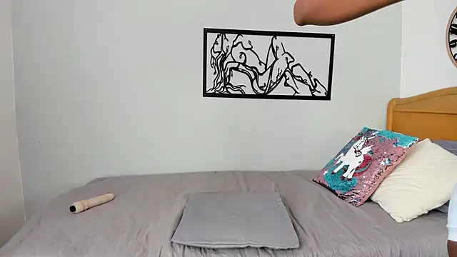 karina-lopez online show from 2, 10, 2025