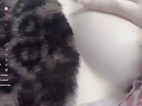 Snapshot of a-lian chatting on 7, 3, 2025 a-lian online show from 7, 3, 2025