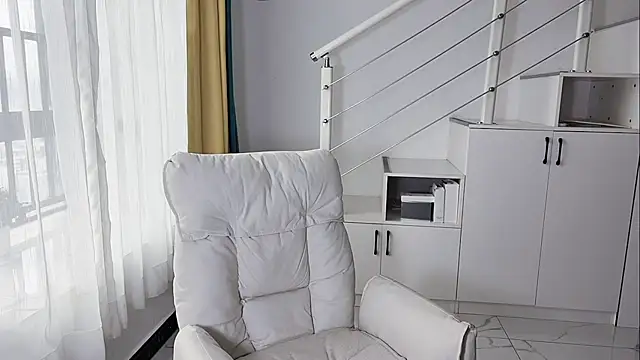 Cassie-20 online show from 17, 3, 2025