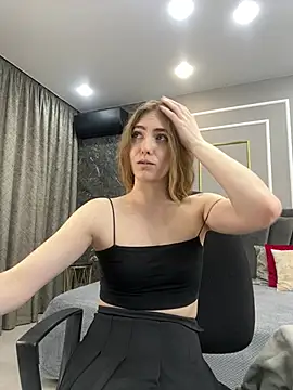 Snapshot of MilaSwe chatting on 18, 2, 2025 MilaSwe online show from 18, 2, 2025