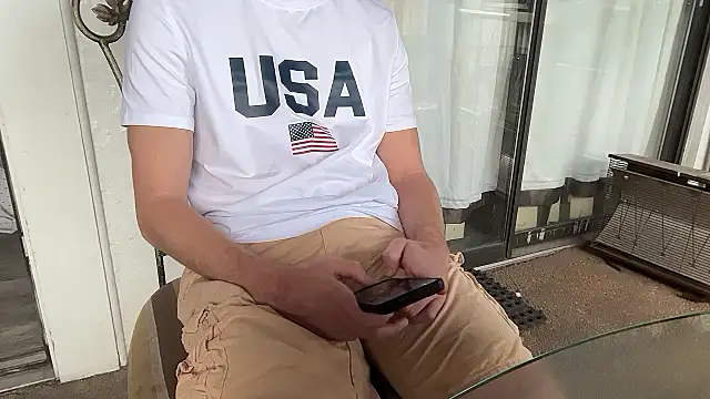 Snapshot of greekmythics chatting on 4, 3, 2025 greekmythics online show from 4, 3, 2025