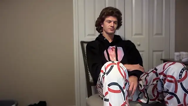 Snapshot of greekmythics chatting on 26, 10, 2025 greekmythics online show from 26, 10, 2025