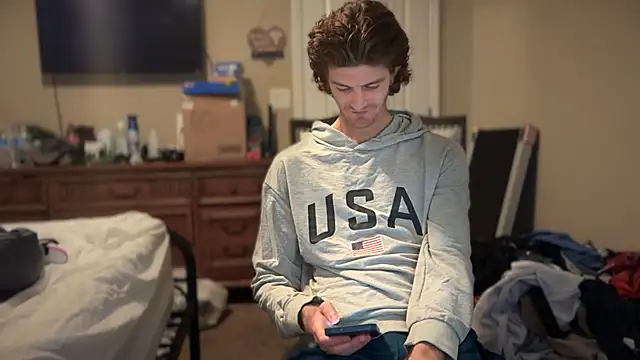 Snapshot of greekmythics chatting on 31, 10, 2025 greekmythics online show from 31, 10, 2025