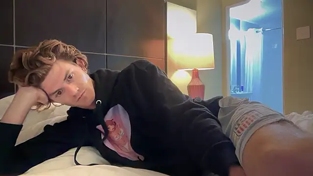 Snapshot of greekmythics chatting on 19, 11, 2025 greekmythics online show from 19, 11, 2025