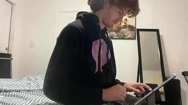 Snapshot of greekmythics chatting on 1, 12, 2025 greekmythics online show from 1, 12, 2025