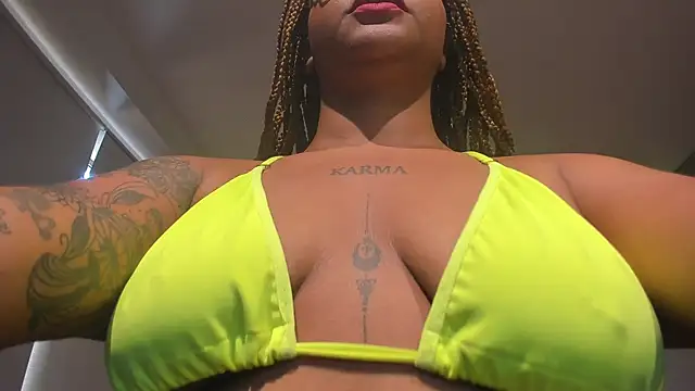 ZahraRose online show from 4, 3, 2025