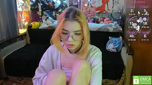 Snapshot of YumikoMori chatting on 10, 3, 2025 YumikoMori online show from 10, 3, 2025