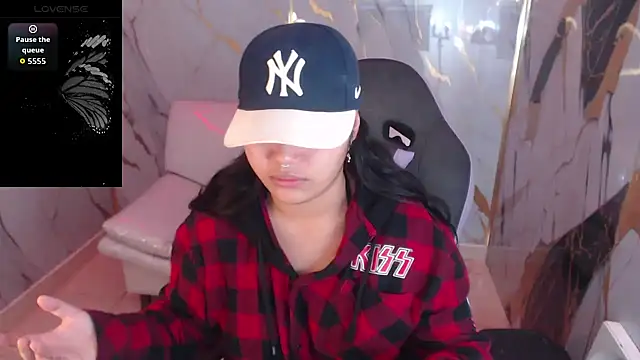 melany rouse18 online show from 5, 12, 2025