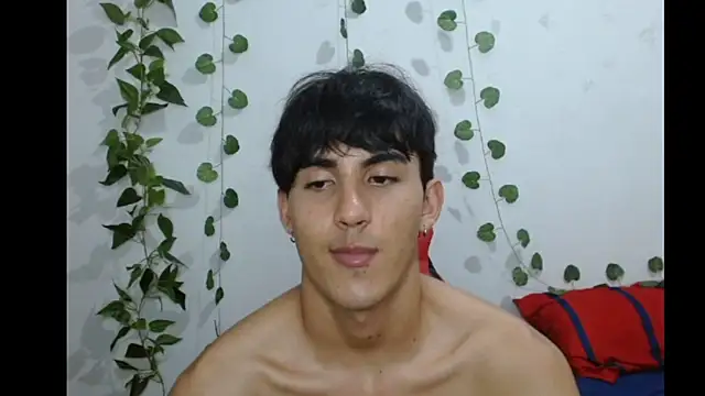 Snapshot of neithanzynxx chatting on 5, 3, 2025 neithanzynxx online show from 5, 3, 2025