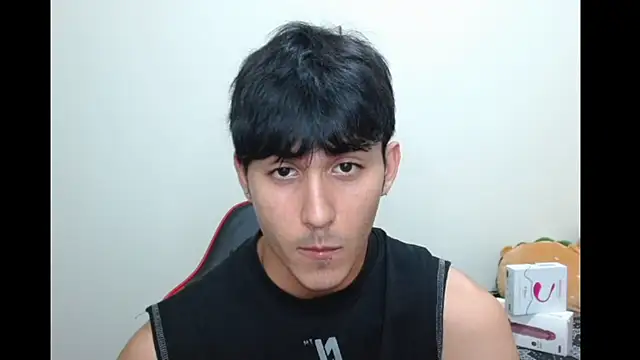 Snapshot of neithanzynxx chatting on 27, 10, 2025 neithanzynxx online show from 27, 10, 2025