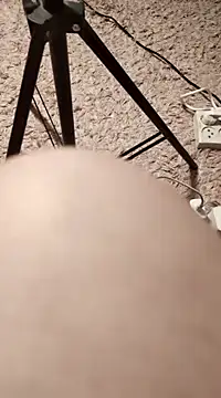 Loly2025 online show from 21, 2, 2025