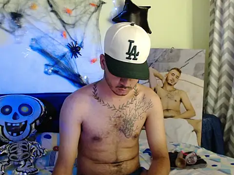 Snapshot of AdamParker_ chatting on 21, 10, 2025 AdamParker online show from 21, 10, 2025
