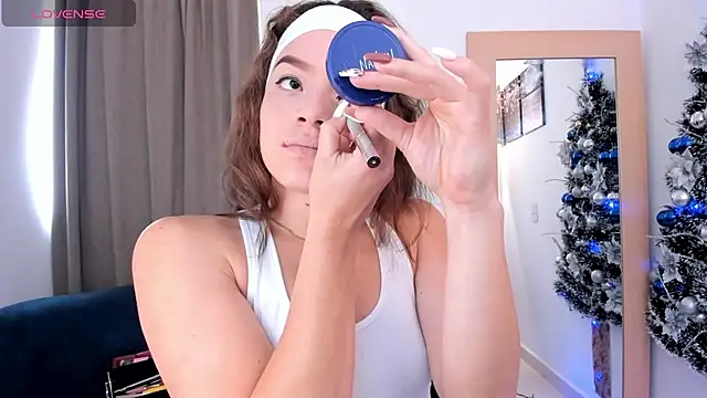 Snapshot of Baby_Asshley chatting on 24, 11, 2025 Baby Asshley online show from 24, 11, 2025