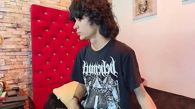 Snapshot of sc0rpius_ chatting on 11, 3, 2025 sc0rpius online show from 11, 3, 2025