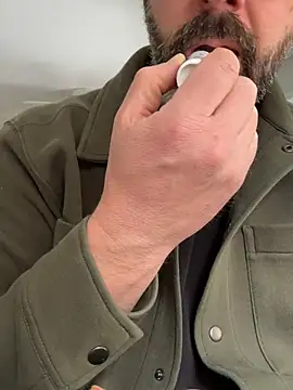 plaintreebull online show from 26, 2, 2026