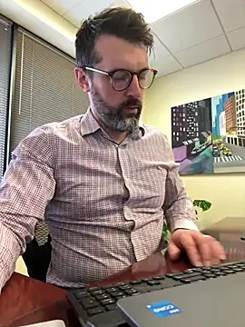 plaintreebull online show from 2, 3, 2026