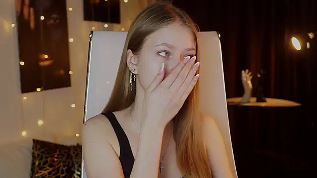 EveMundie online show from 18, 3, 2026