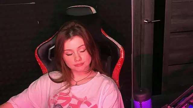 baby Milaaaaaaa online show from 23, 2, 2025