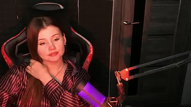 baby Milaaaaaaa online show from 6, 3, 2025