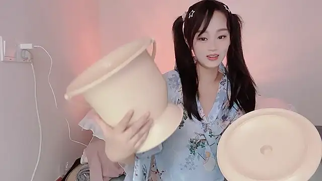 Snapshot of yueyue2003 chatting on 26, 2, 2025 yueyue2003 online show from 26, 2, 2025