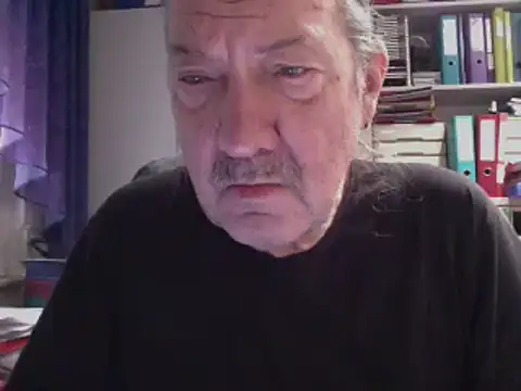 HMStraps01 online show from 12, 2, 2025