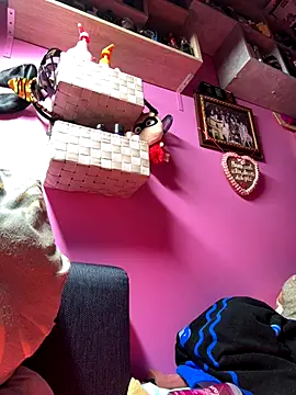 sexymelli18 online show from 5, 11, 2025