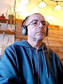 Snapshot of Xavspank2 chatting on 3, 2, 2026 Xavspank2 online show from 3, 2, 2026