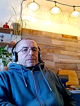 Snapshot of Xavspank2 chatting on 16, 2, 2026 Xavspank2 online show from 16, 2, 2026