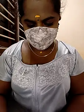 Snapshot of deepikasree chatting on 18, 2, 2025 deepikasree online show from 18, 2, 2025