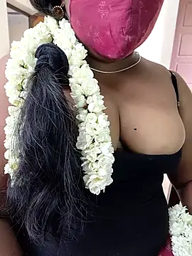 Snapshot of deepikasree chatting on 1, 3, 2025 deepikasree online show from 1, 3, 2025