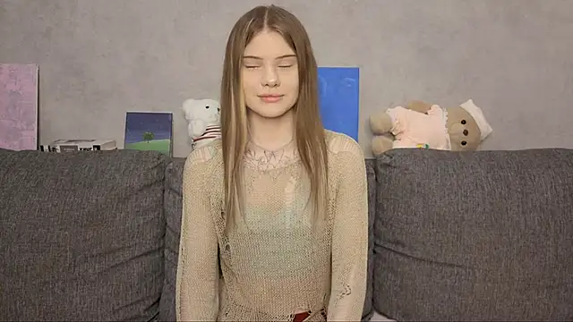 Snapshot of CarolinePepper chatting on 22, 5, 2026 CarolinePepper online show from 22, 5, 2026