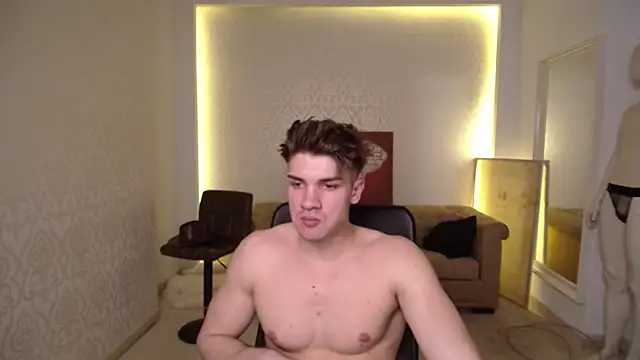 Snapshot of MaxKaiden chatting on 25, 2, 2025 MaxKaiden online show from 25, 2, 2025