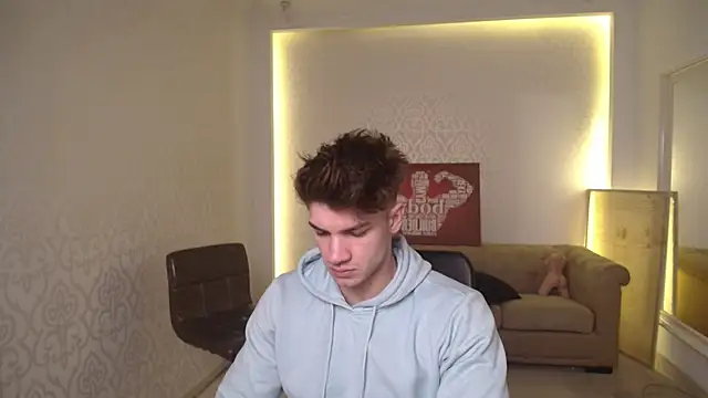 Snapshot of MaxKaiden chatting on 7, 3, 2025 MaxKaiden online show from 7, 3, 2025