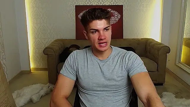 Snapshot of MaxKaiden chatting on 12, 9, 2025 MaxKaiden online show from 12, 9, 2025