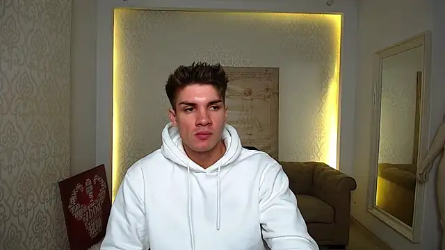 Snapshot of MaxKaiden chatting on 3, 10, 2025 MaxKaiden online show from 3, 10, 2025