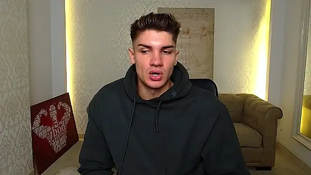 Snapshot of MaxKaiden chatting on 6, 10, 2025 MaxKaiden online show from 6, 10, 2025