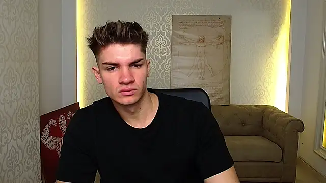 Snapshot of MaxKaiden chatting on 7, 10, 2025 MaxKaiden online show from 7, 10, 2025