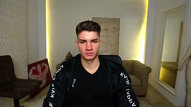 Snapshot of MaxKaiden chatting on 17, 10, 2025 MaxKaiden online show from 17, 10, 2025