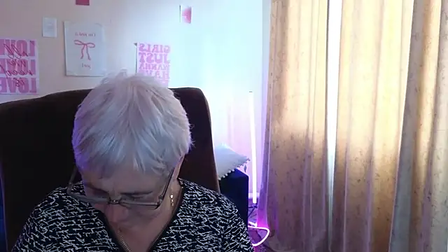 Sandra Snowflake online show from 10, 6, 2026
