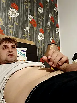 Snapshot of Eusuntnoulgigolo chatting on 5, 5, 2026 Eusuntnoulgigolo online show from 5, 5, 2026