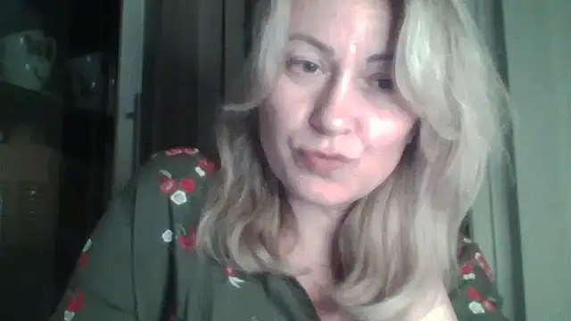 Snapshot of Mary888x chatting on 5, 3, 2025 Mary888x online show from 5, 3, 2025