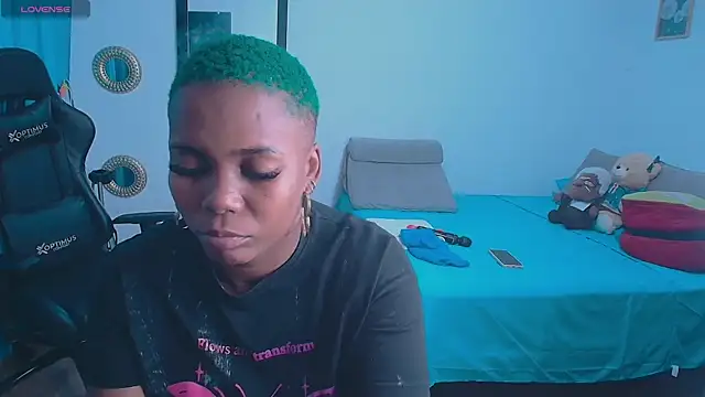 DashaSousaa online show from 18, 3, 2025