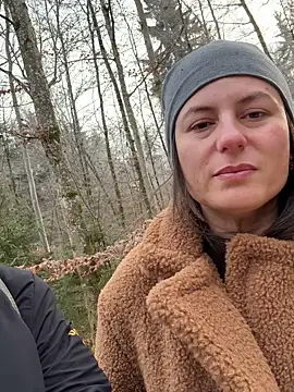 Snapshot of AvaFlowers6 chatting on 23, 11, 2025 AvaFlowers6 online show from 23, 11, 2025