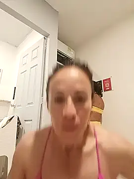 Snapshot of Coeur_de_luxure chatting on 3, 3, 2025 Coeur de luxure online show from 3, 3, 2025