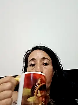 Snapshot of Coeur_de_luxure chatting on 16, 3, 2025 Coeur de luxure online show from 16, 3, 2025